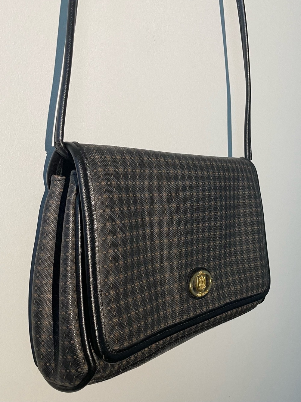 1980’s-1990’s Vintage Liz Clairborne Patterned Coated Canvas Crossbody Bag